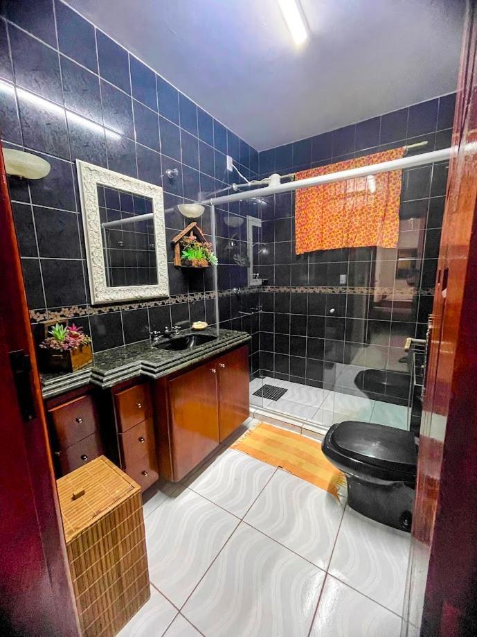 Casa de férias Casa Caldas Novas, Piscina Aquecida, Max 12 Pessoas, Locacao Minima De 2 Noites *