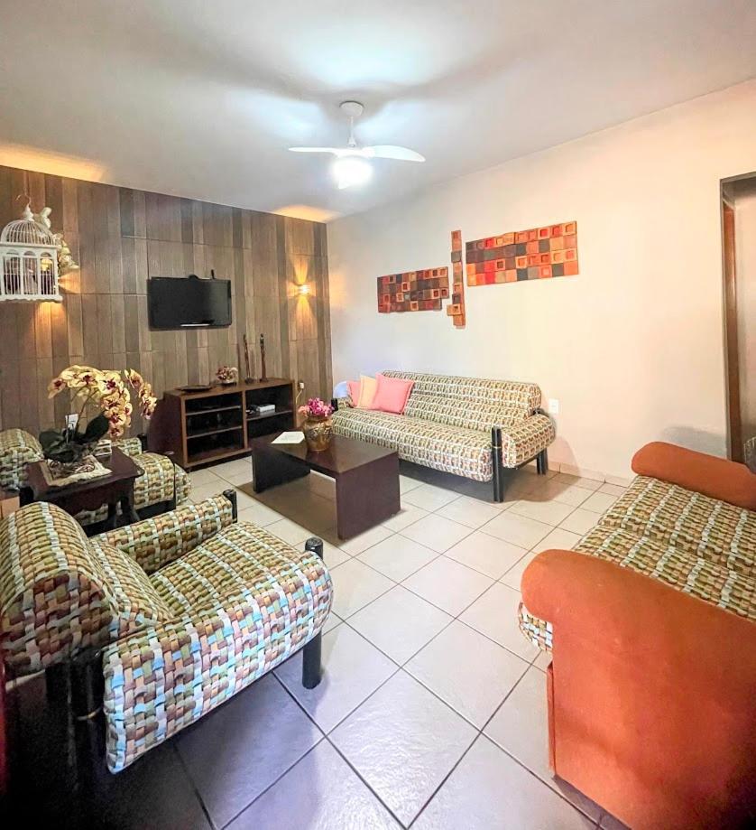 Casa de férias Casa Caldas Novas, Piscina Aquecida, Max 12 Pessoas, Locacao Minima De 2 Noites Caldas Novas