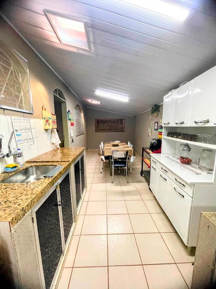 Casa de férias Casa Caldas Novas, Piscina Aquecida, Max 12 Pessoas, Locacao Minima De 2 Noites